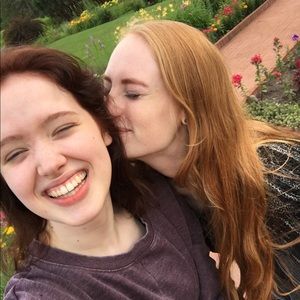 Meet your Posher, Catherine